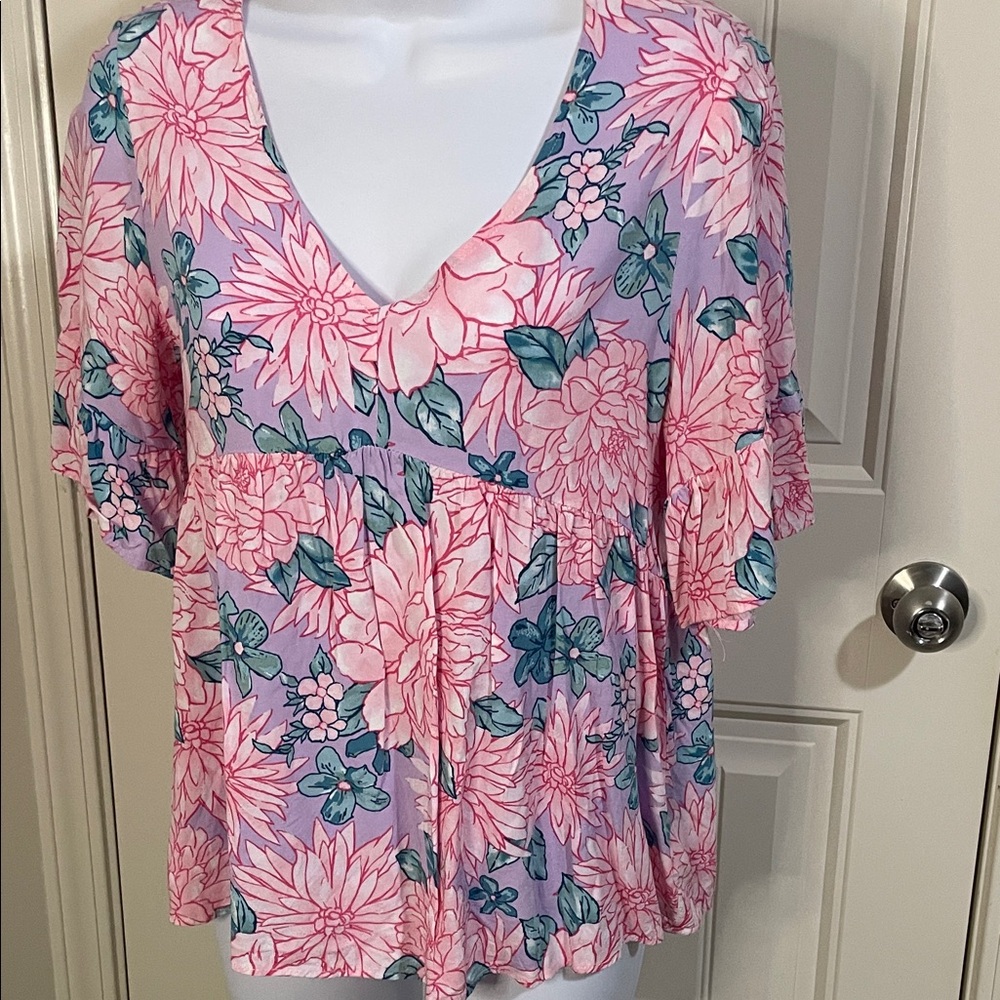 ANDREE BY UNIT Pink Floral V-Neck Tunic with Lavender Base